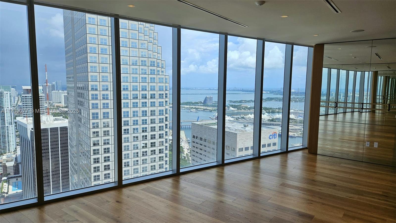 300 Biscayne blvd way # 2304
