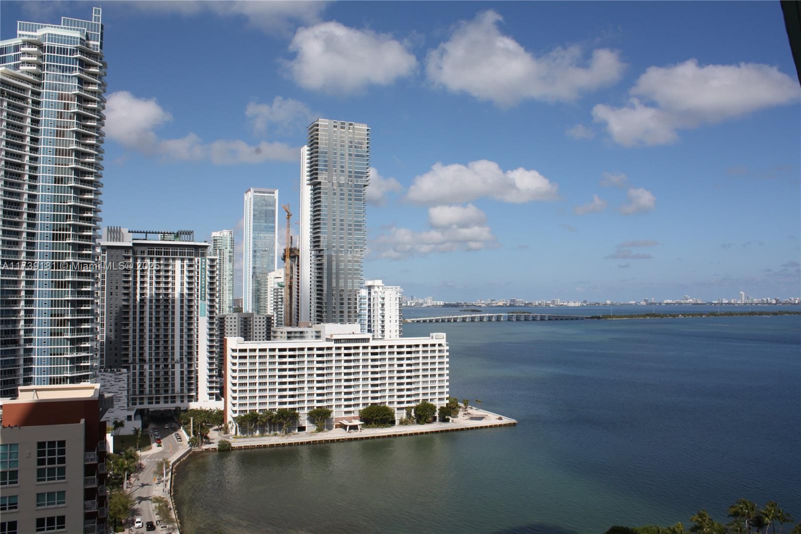 1900 N Bayshore Dr # 2010