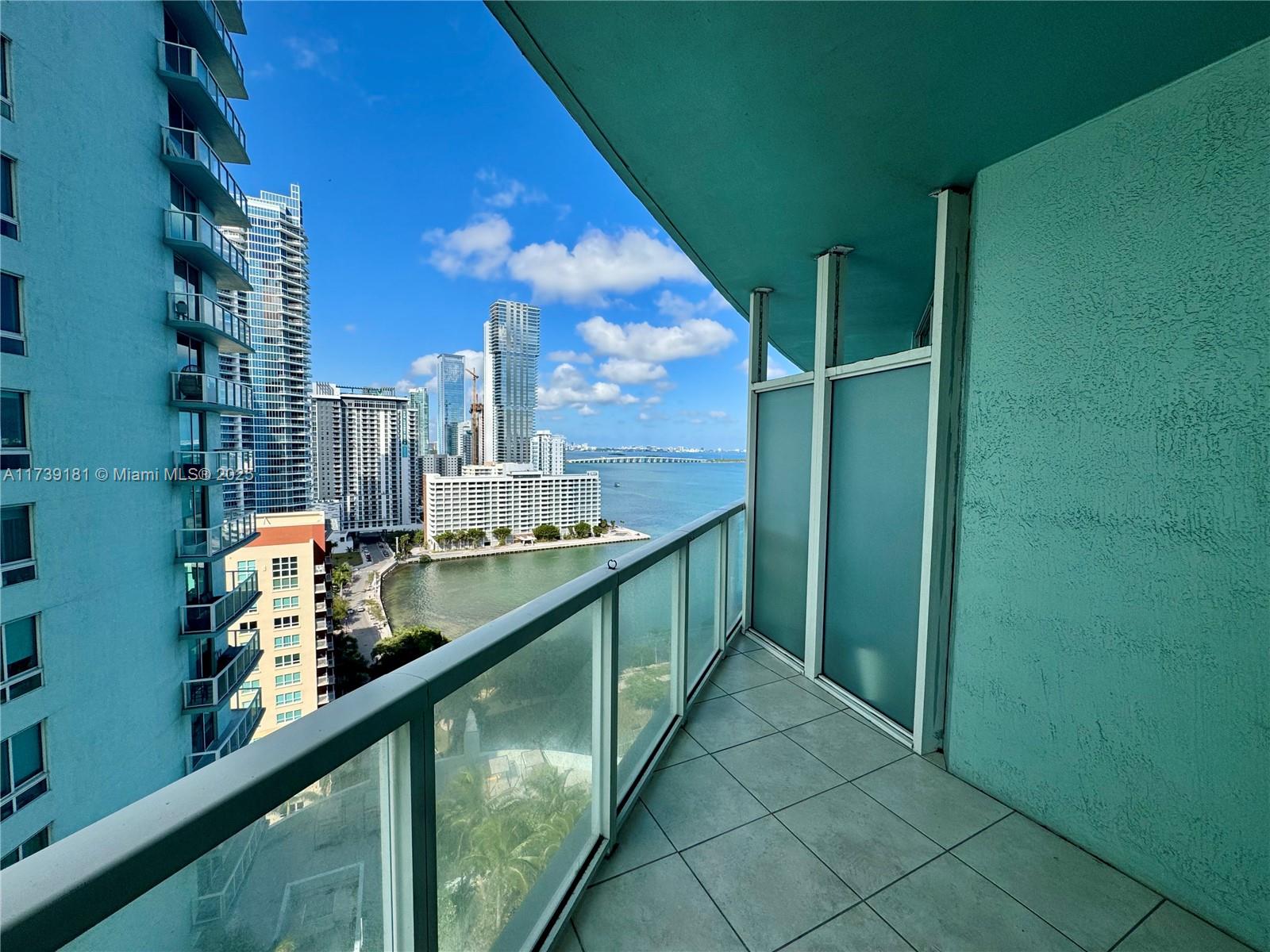 1900 N Bayshore Dr # 2010