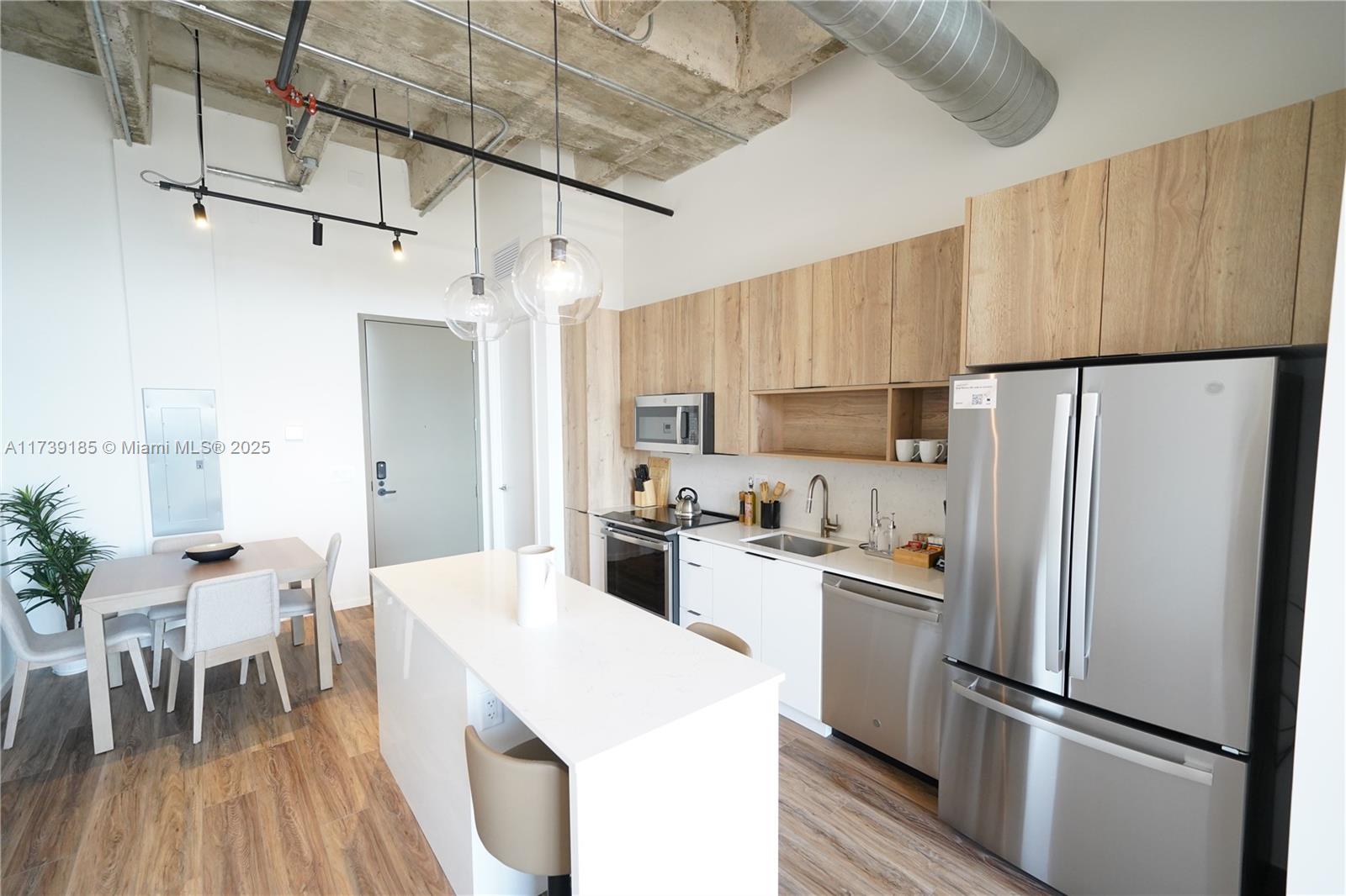 7920 NE 2nd Ave # 612