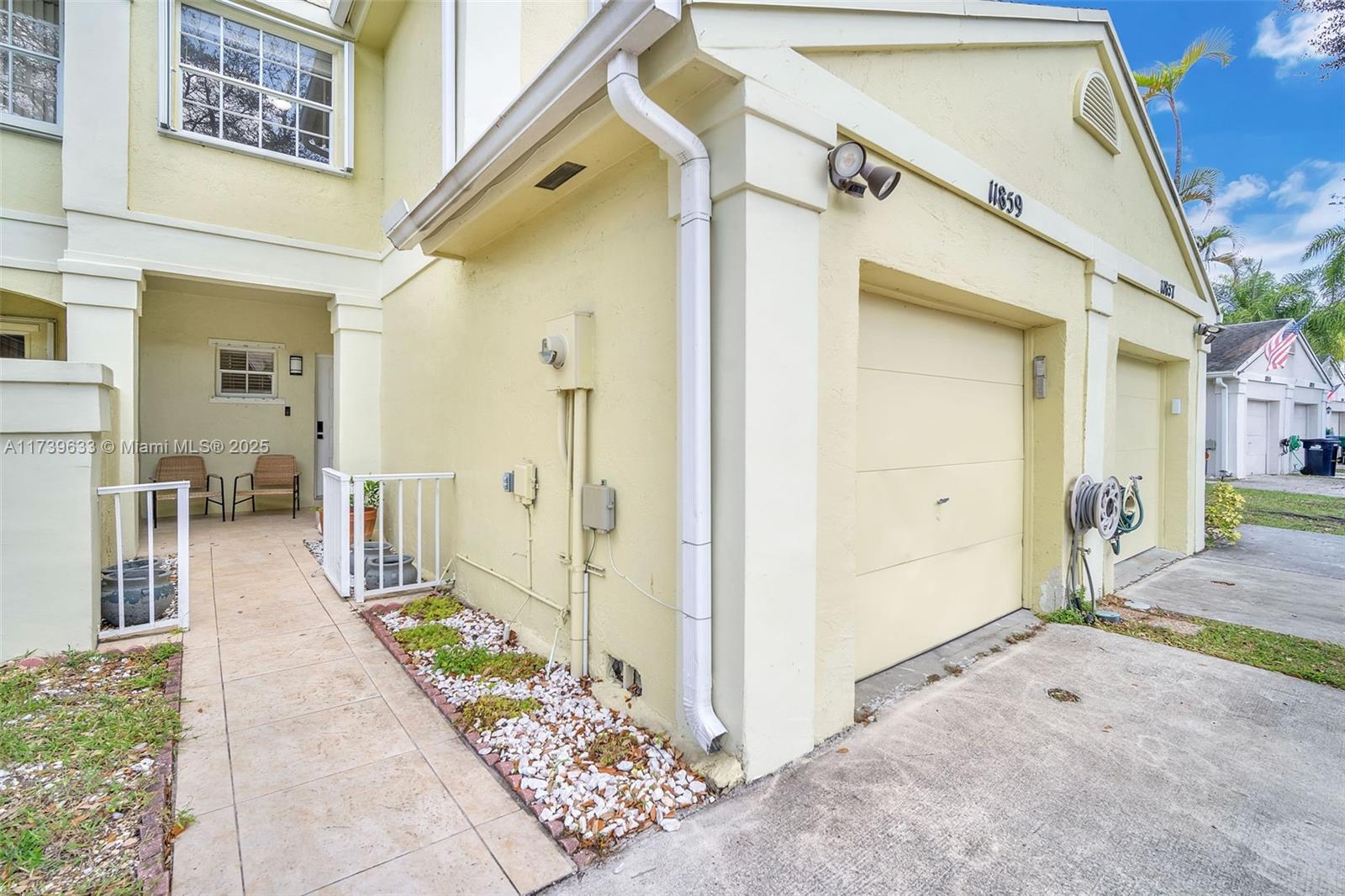 11859 SW 98th Ter
