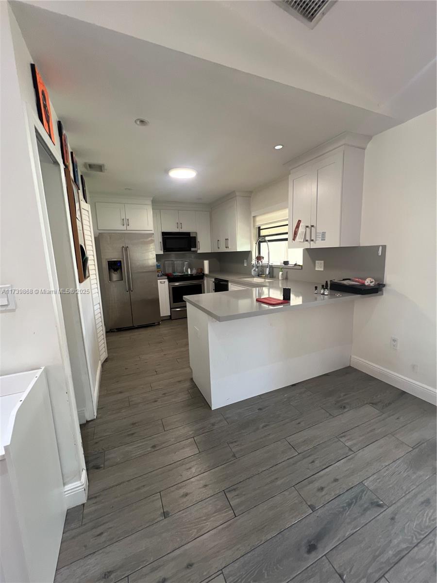 1035 NW 128th Ct
