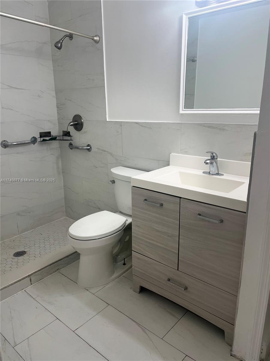 2185 NW 16TH TER 2185 NW 16TH TER # 6