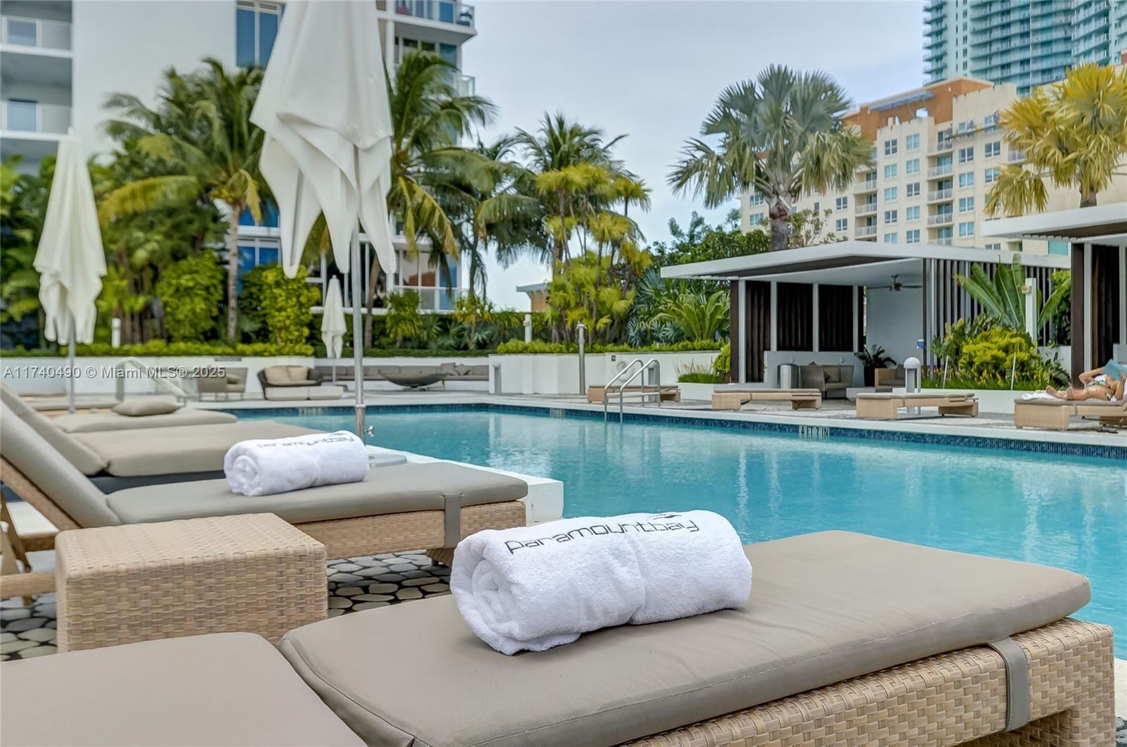 2020 N Bayshore Dr # 1708