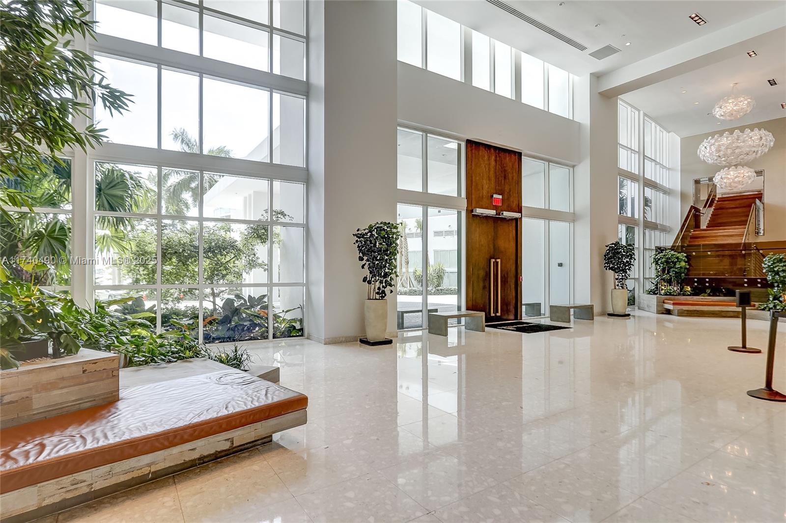 2020 N Bayshore Dr # 1708