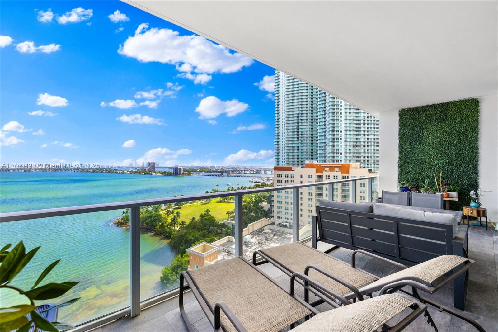 2020 N Bayshore Dr # 1708