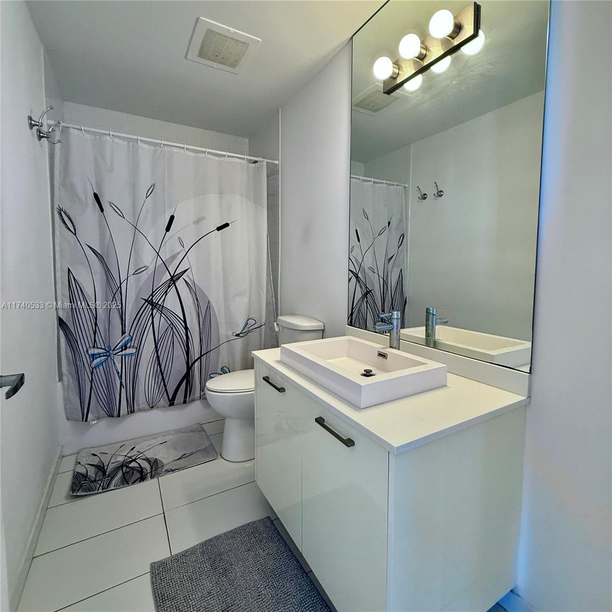 151 SE 1st St # 3208