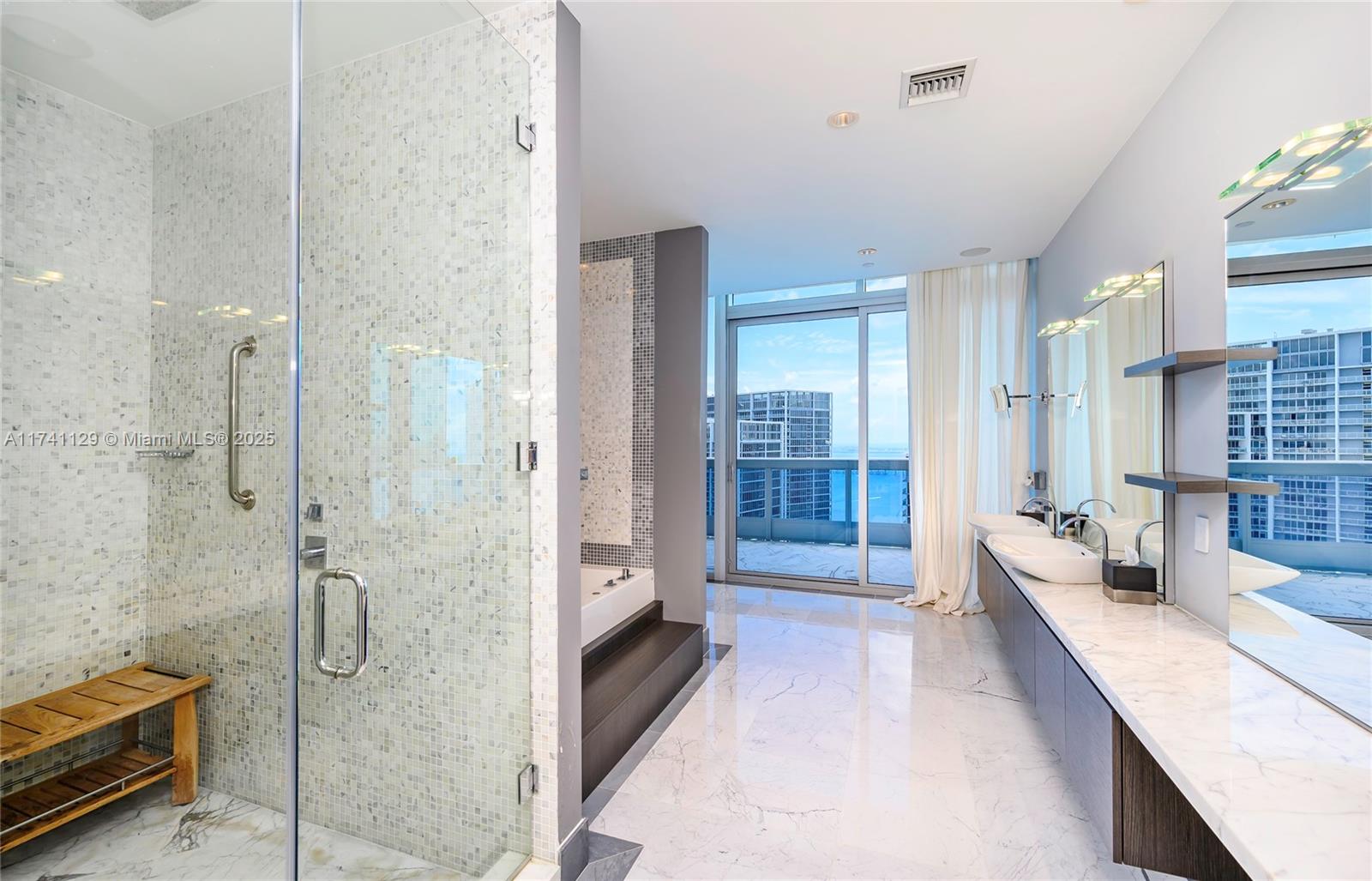 200 BISCAYNE BLVD WY # 5402