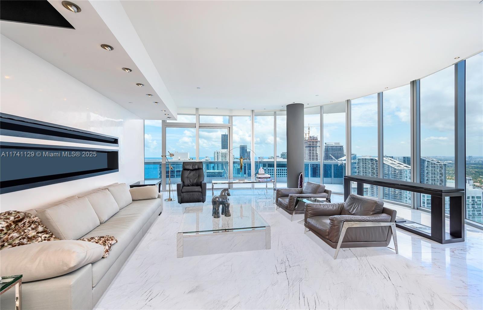 200 BISCAYNE BLVD WY # 5402