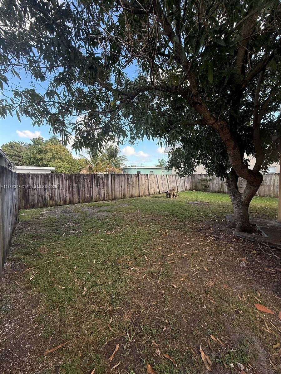 85 SW 30th Ave