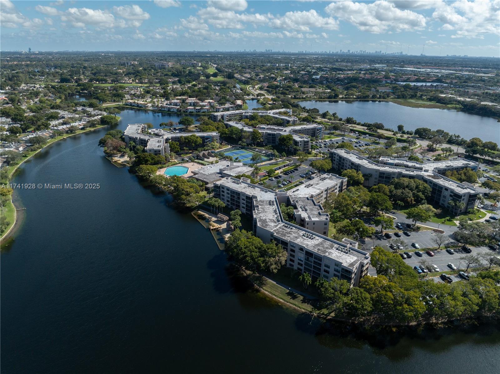 1100 Colony Point Cir # 214
