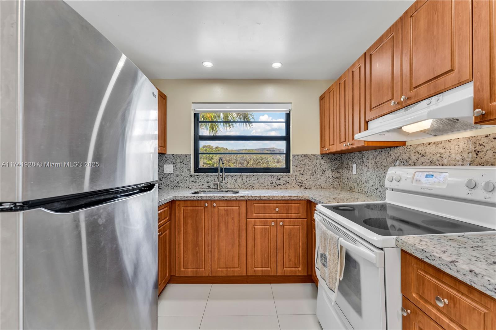 1100 Colony Point Cir # 214
