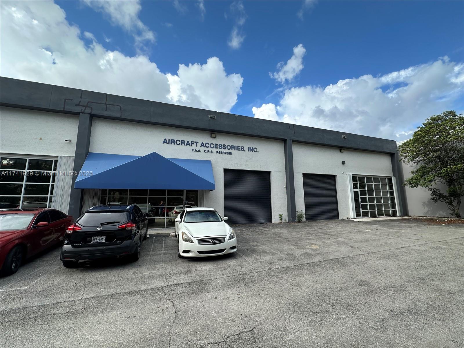 2330 NW 102nd Ave # 4