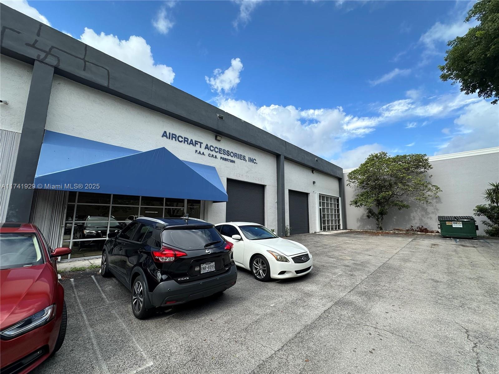 2330 NW 102nd Ave # 4