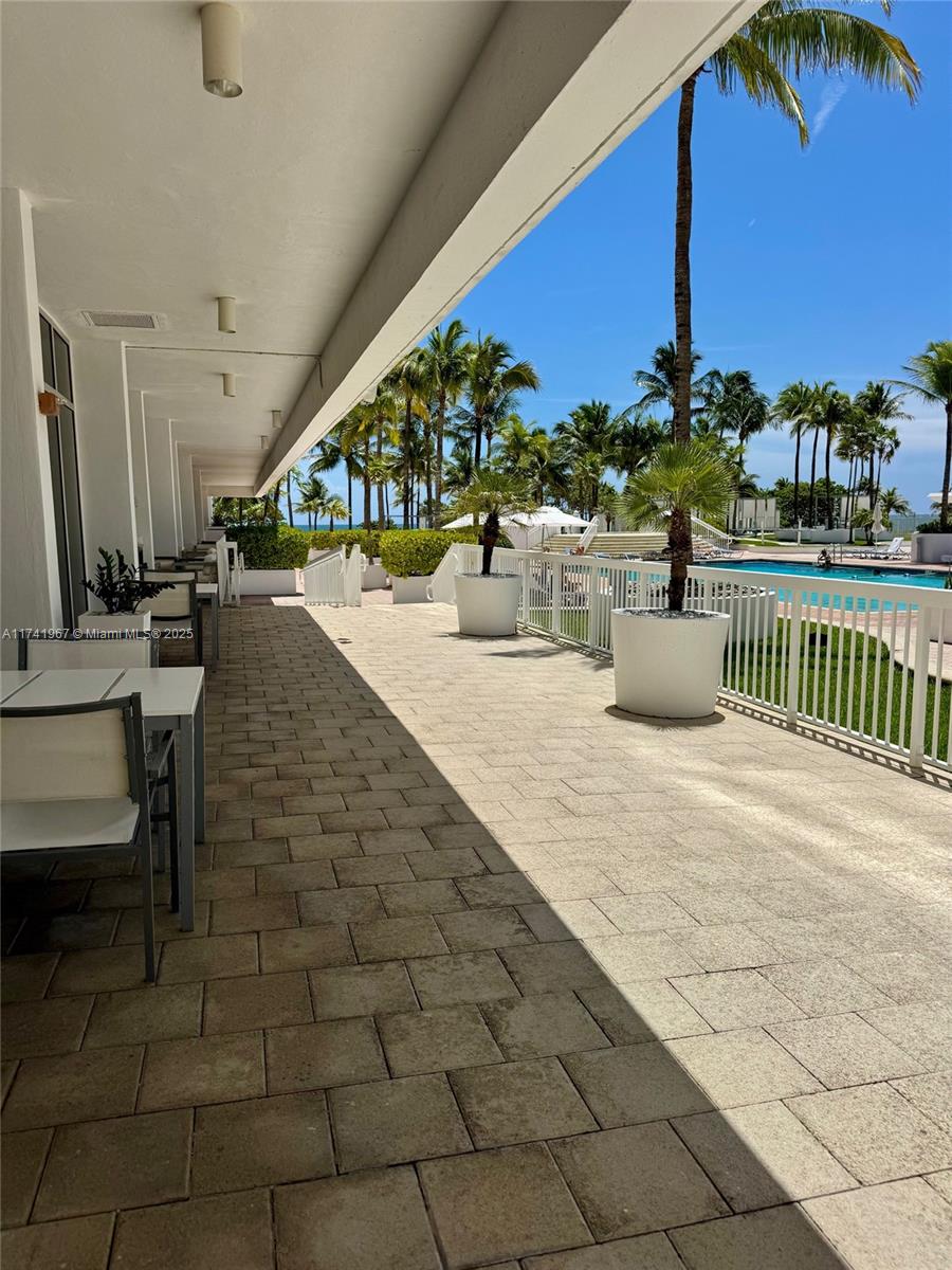 10275 Collins Ave # 316