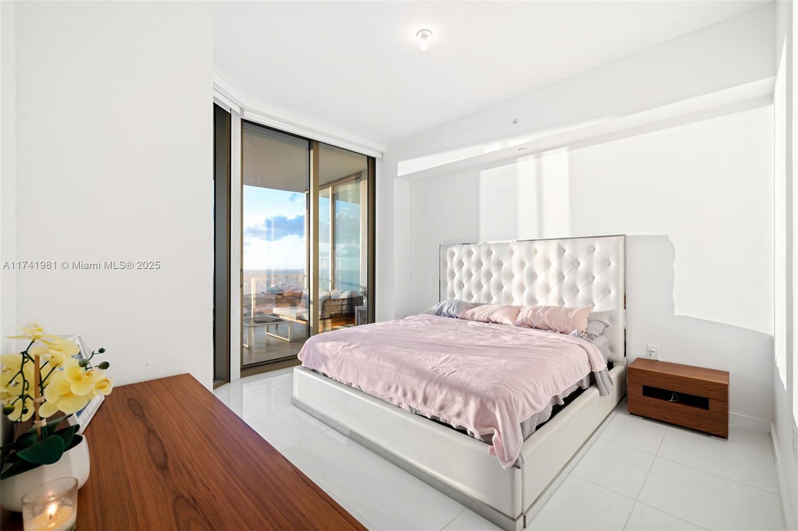 851 NE 1st Ave # 4506