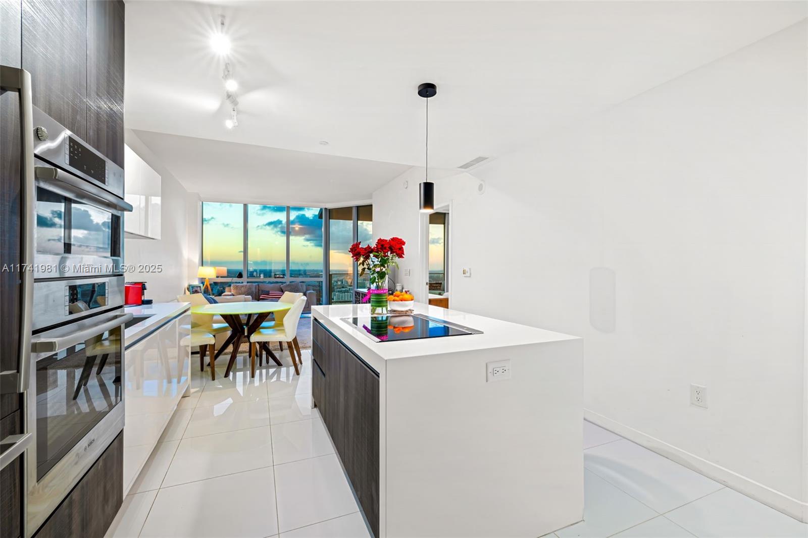 851 NE 1st Ave # 4506