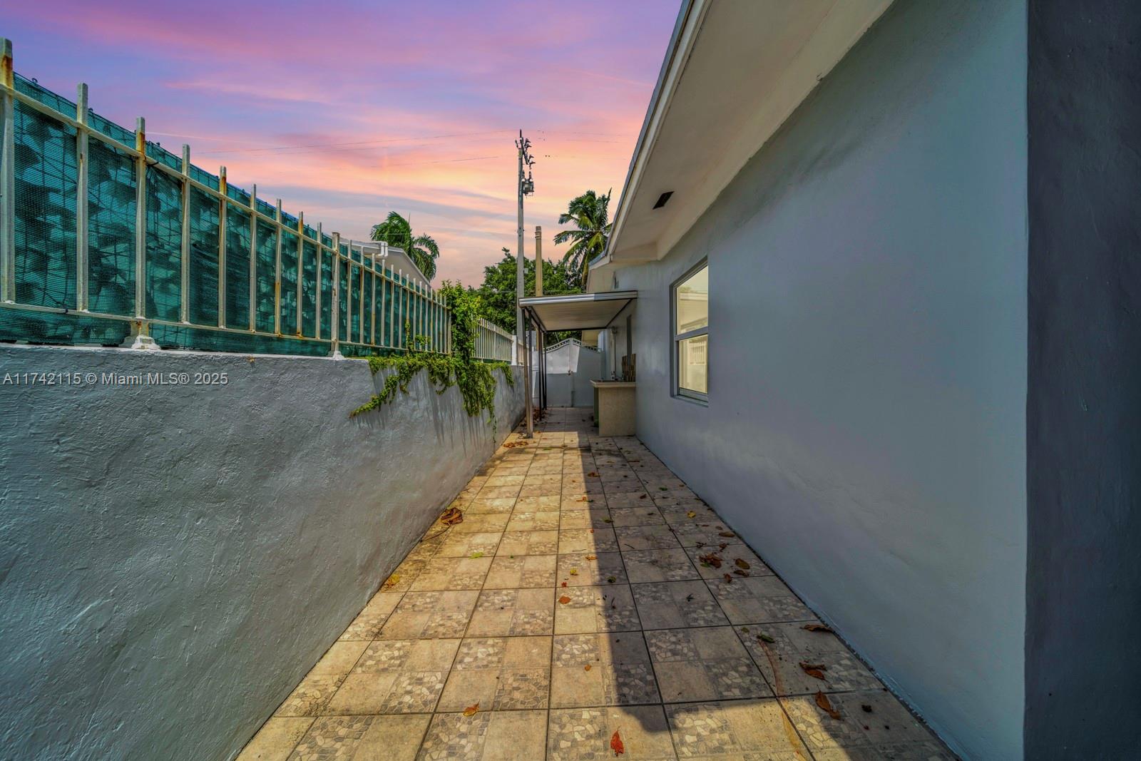 1780 SW 29th Ave