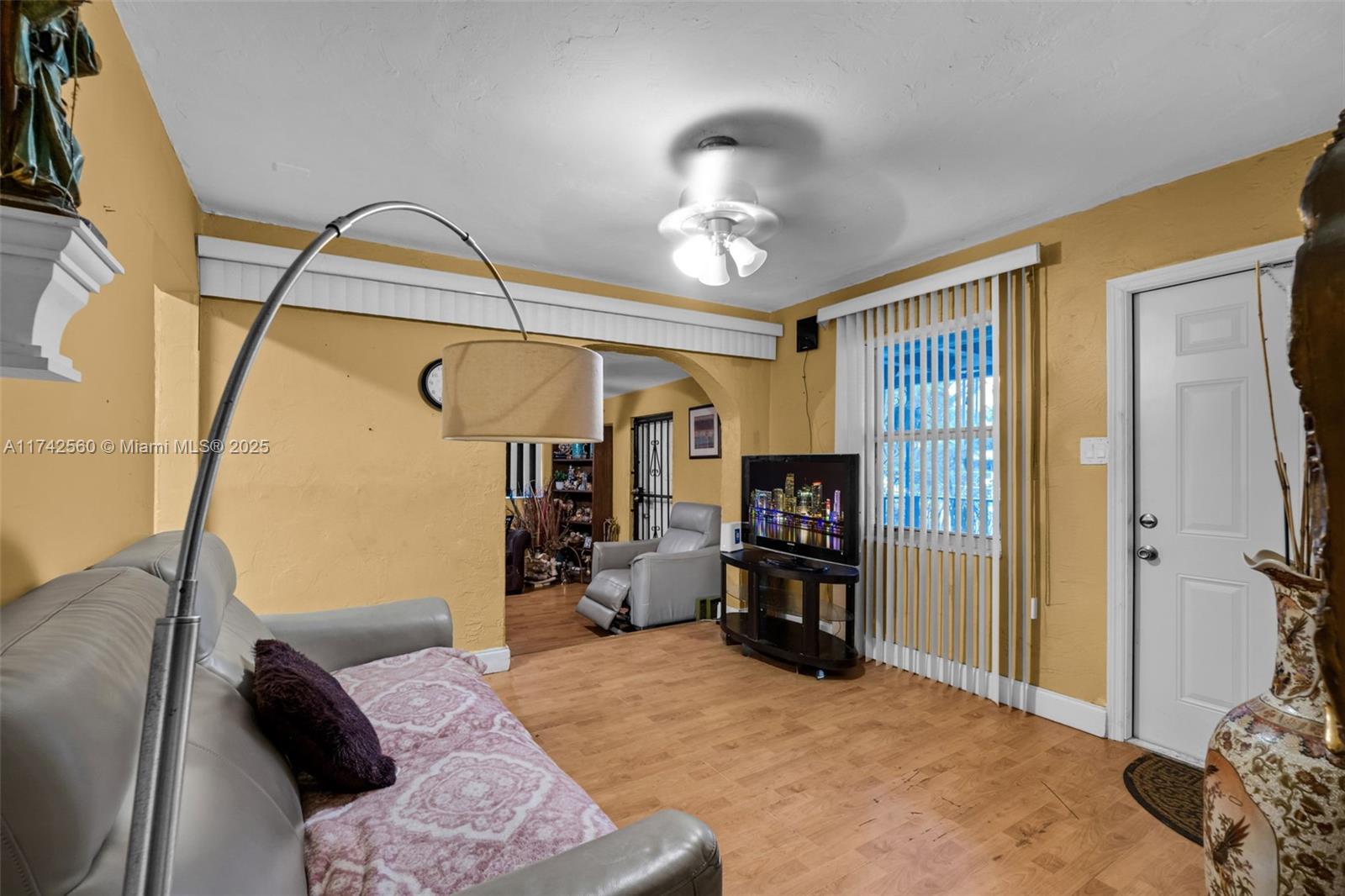 1542 NW 115th St
