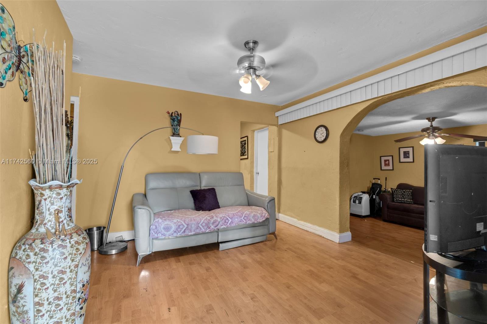 1542 NW 115th St