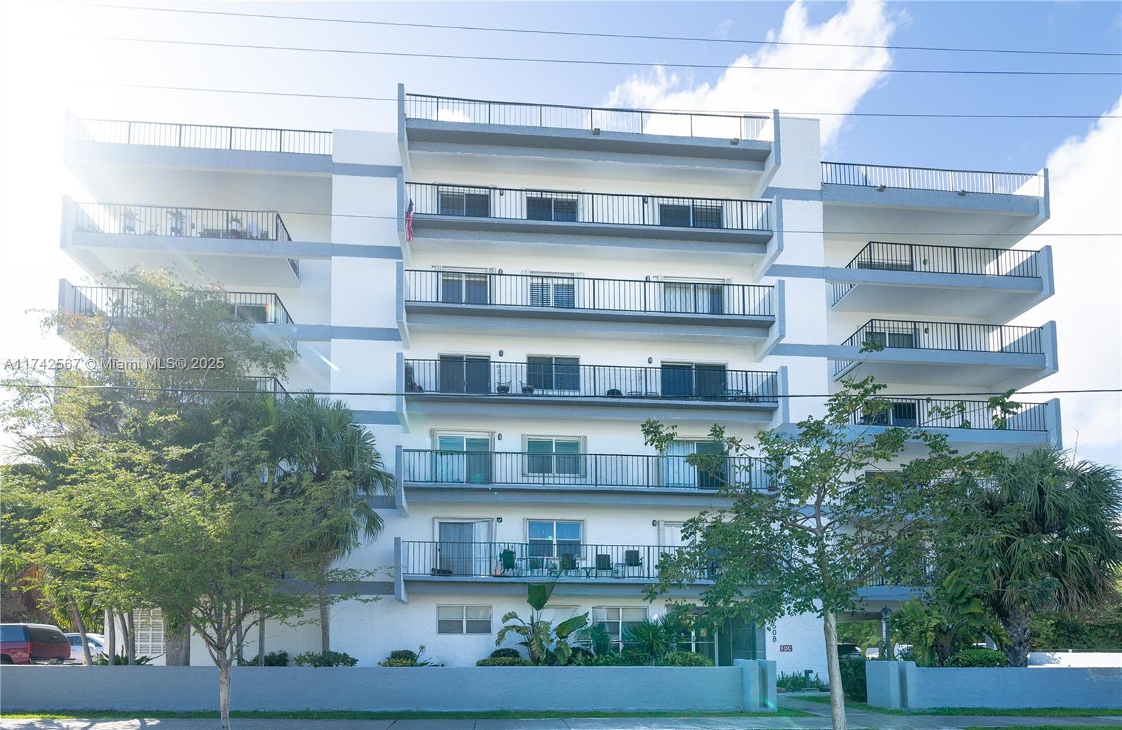 16508 NE 26th Ave # 603