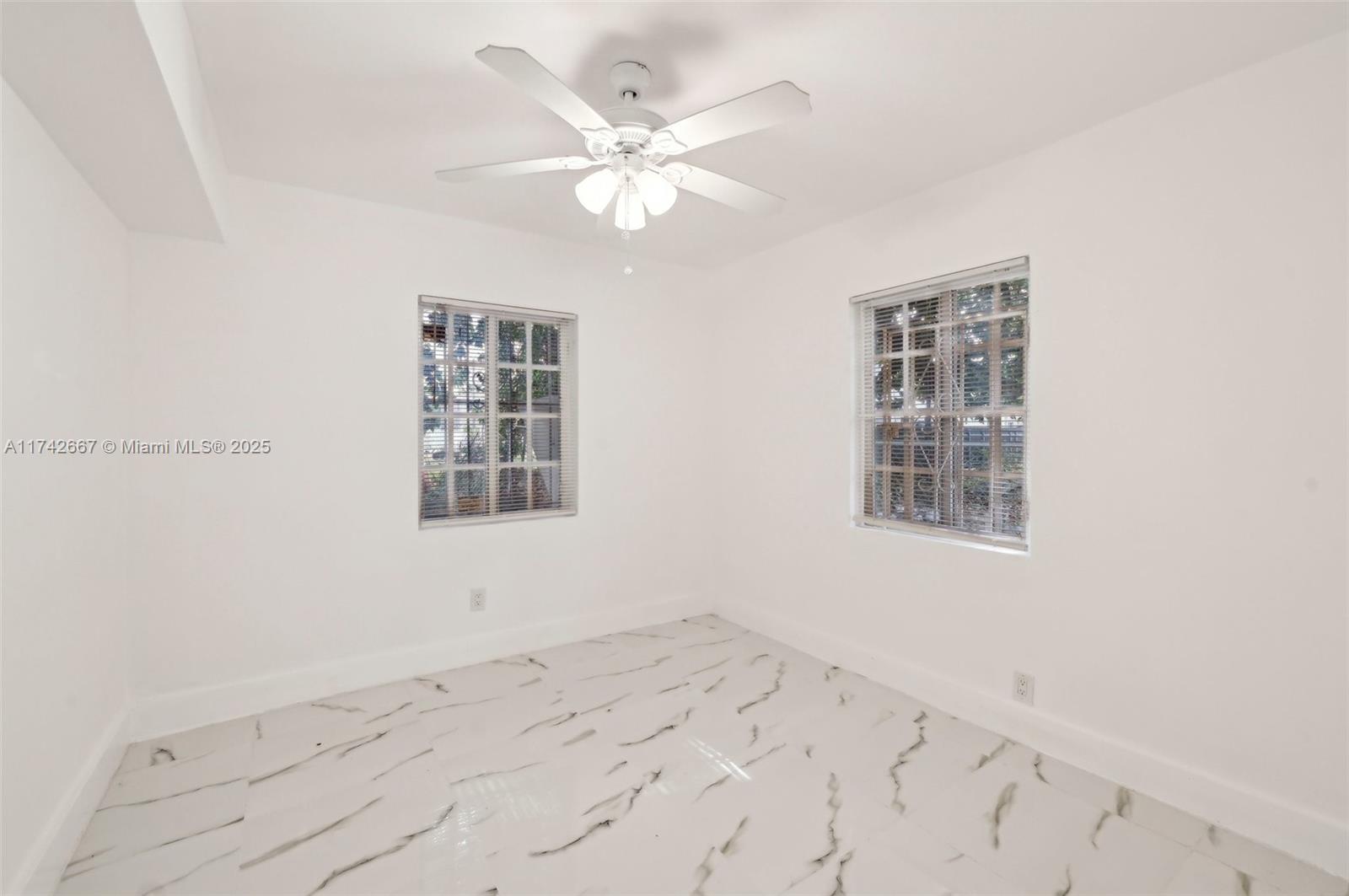 3061 NW 44th St