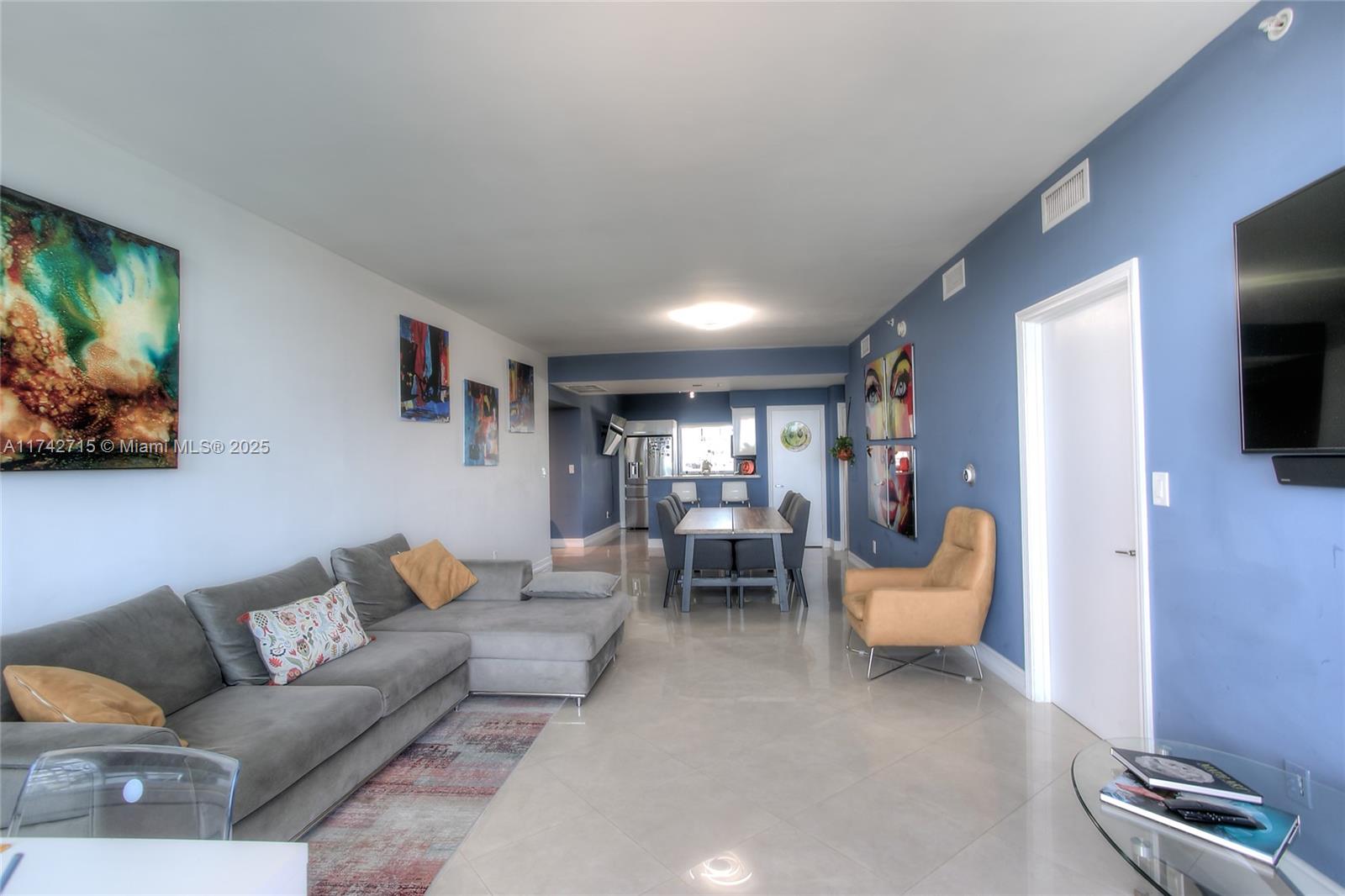 601 NE 36th St # 710