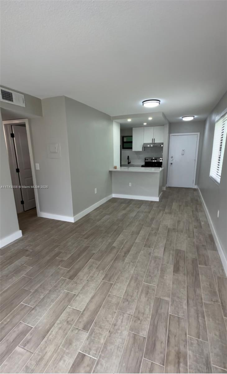 1530 SW 2nd St # 307