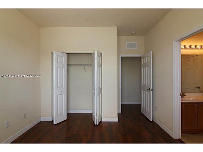 11277 NW 44th Ter