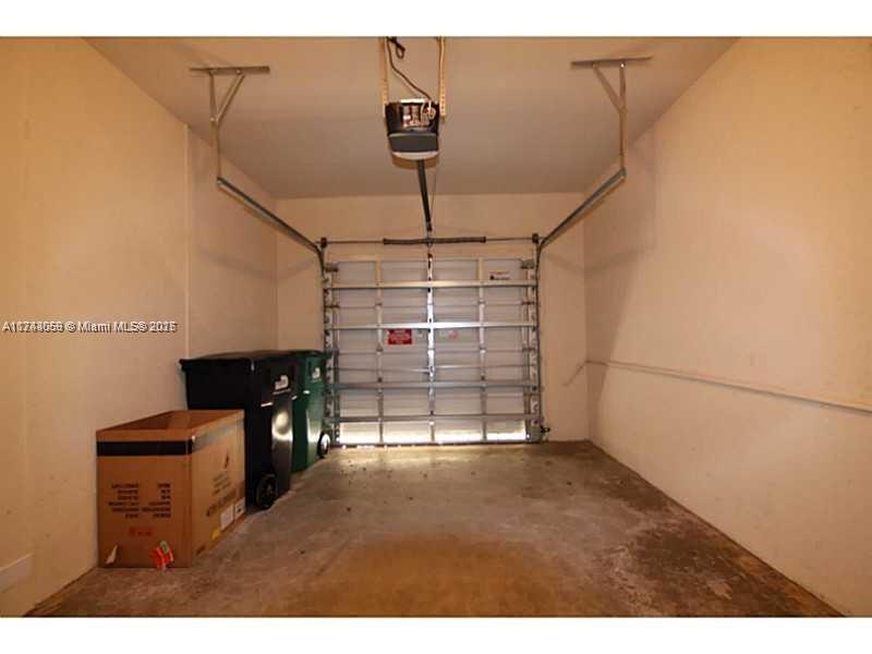 11277 NW 44th Ter