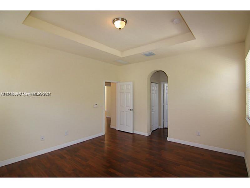 11277 NW 44th Ter