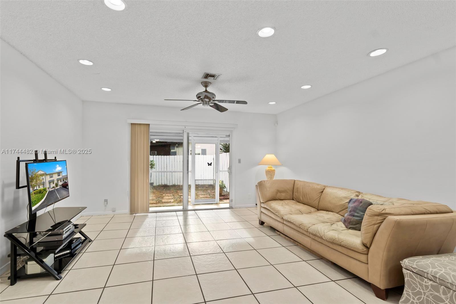 8337 Fairway Rd # 8337