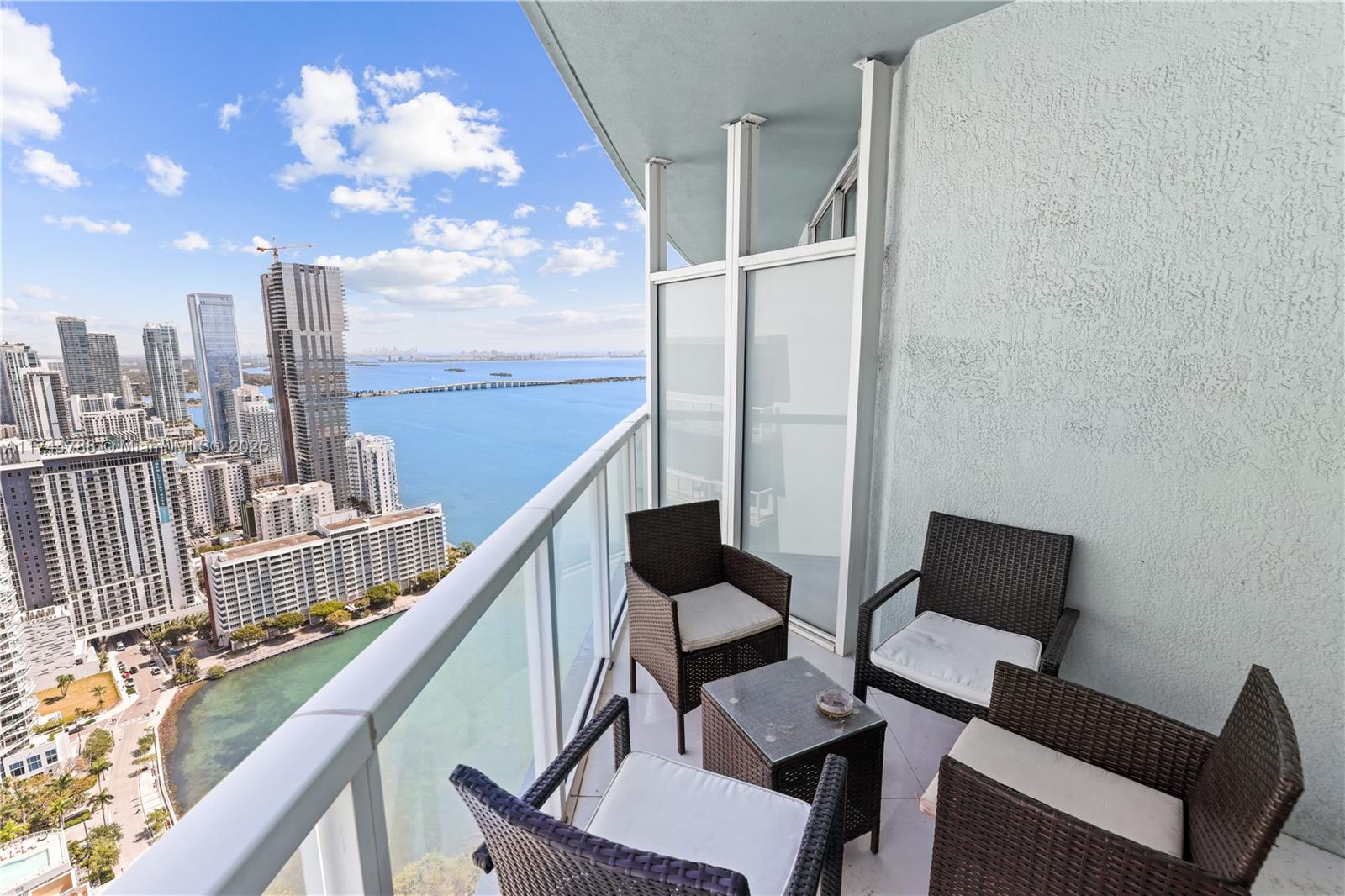 1900 N Bayshore Dr # 4510