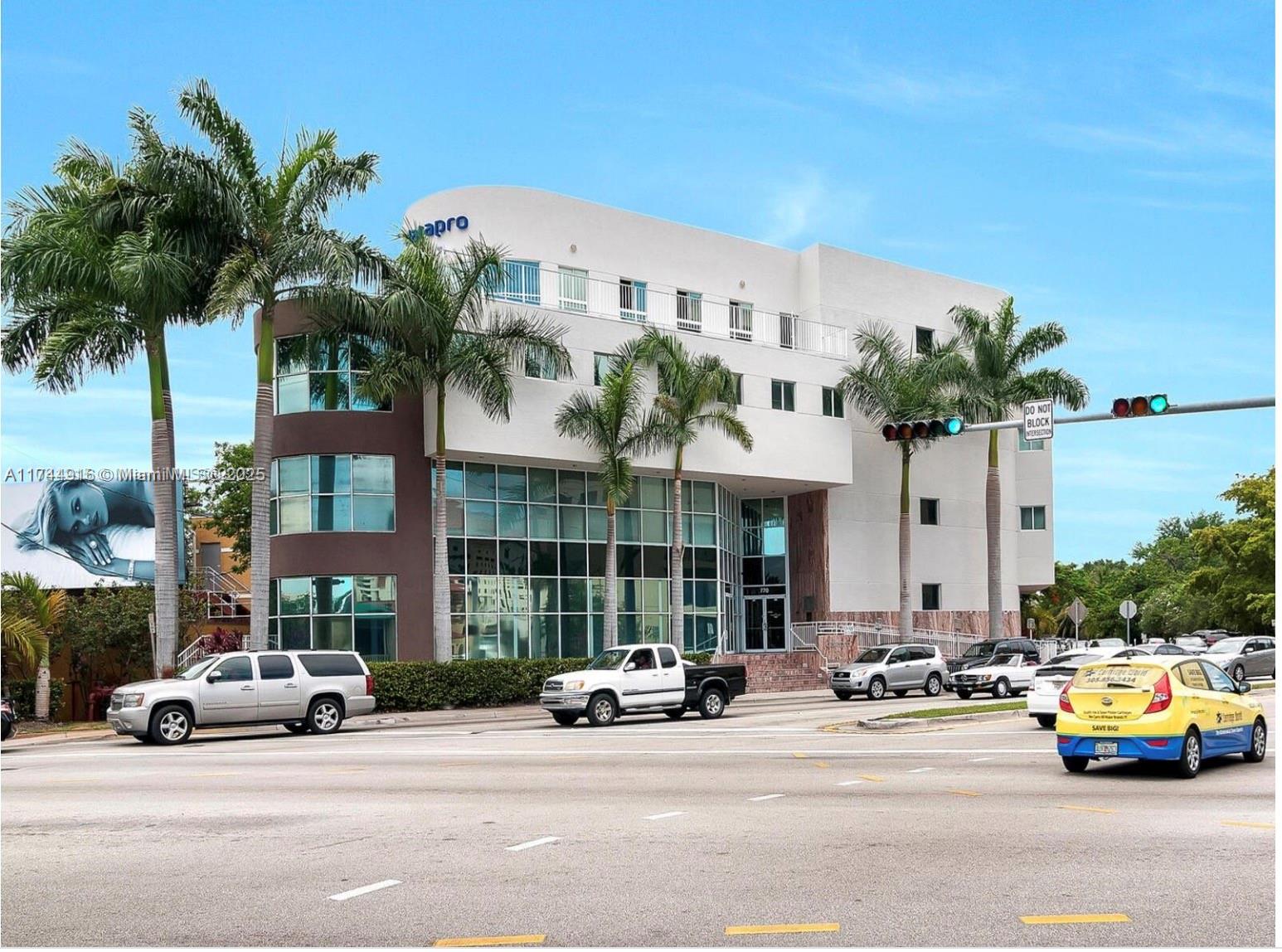 770 Ponce De Leon Blvd Unit: 2nd fl