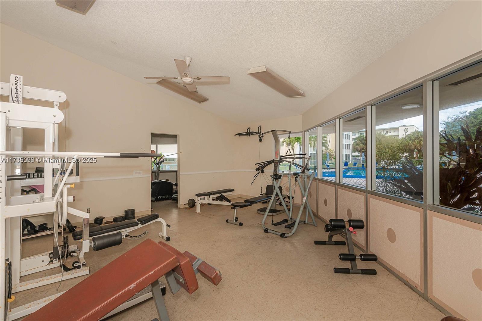 301 NE 14th Ave # 201