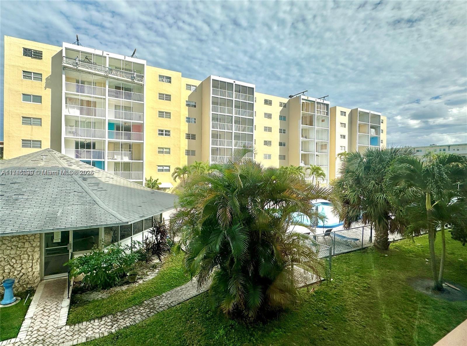 301 NE 14th Ave # 201
