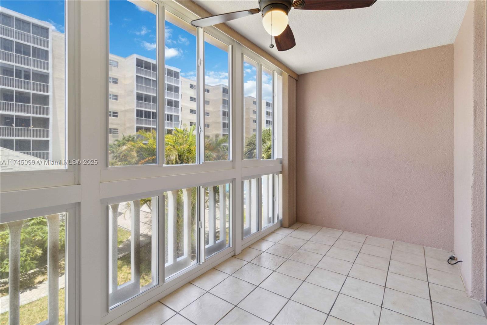 301 NE 14th Ave # 201