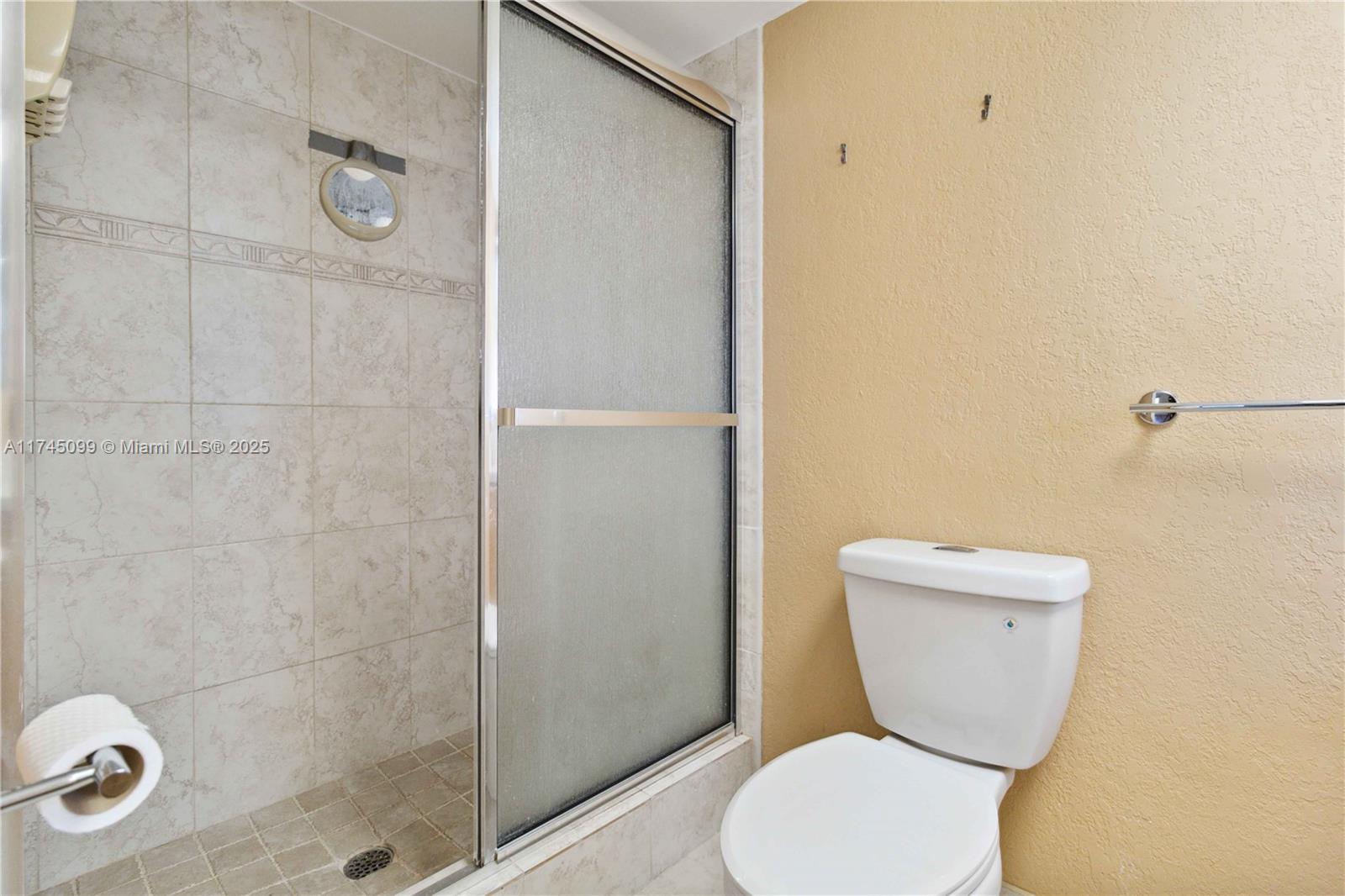 301 NE 14th Ave # 201