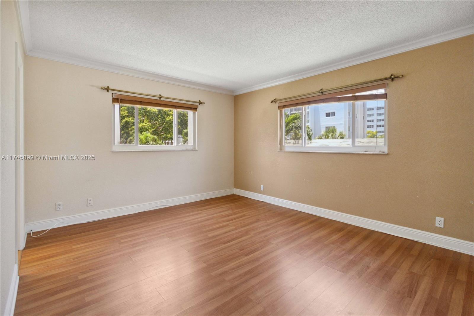 301 NE 14th Ave # 201