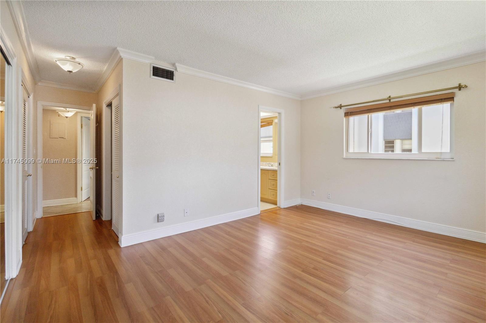 301 NE 14th Ave # 201