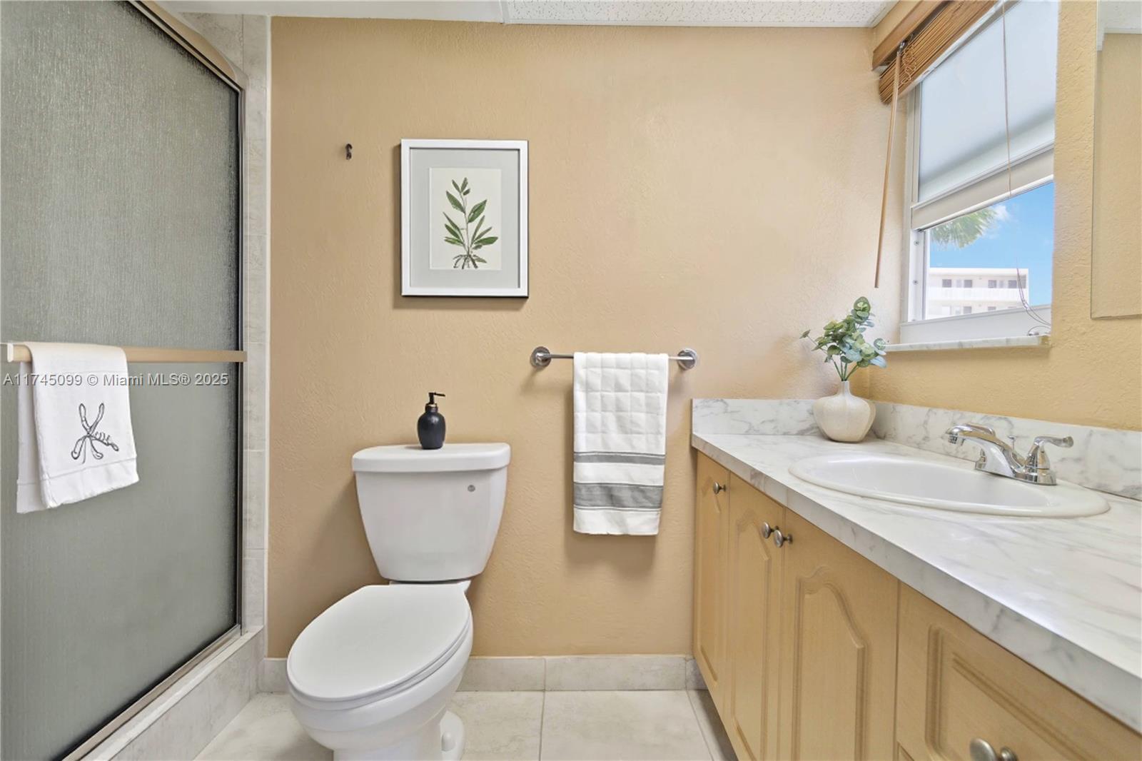 301 NE 14th Ave # 201