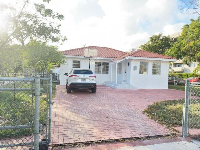 520 NW 32nd Pl # 520