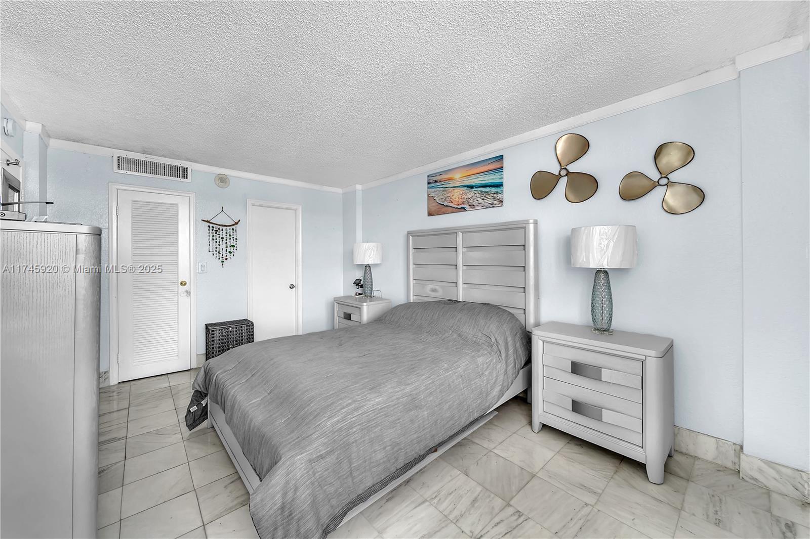1020 Meridian Ave # 515
