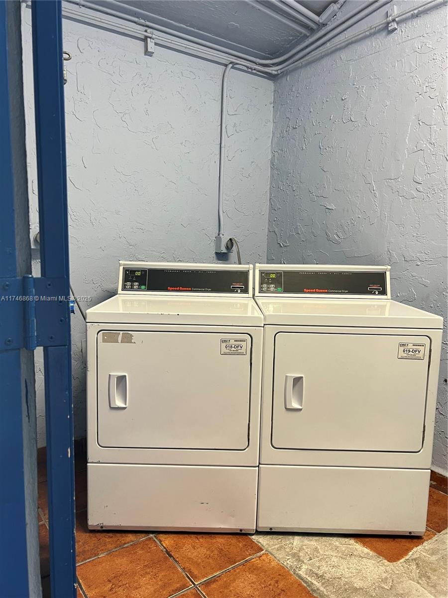 9440 Fontainebleau Blvd # 503