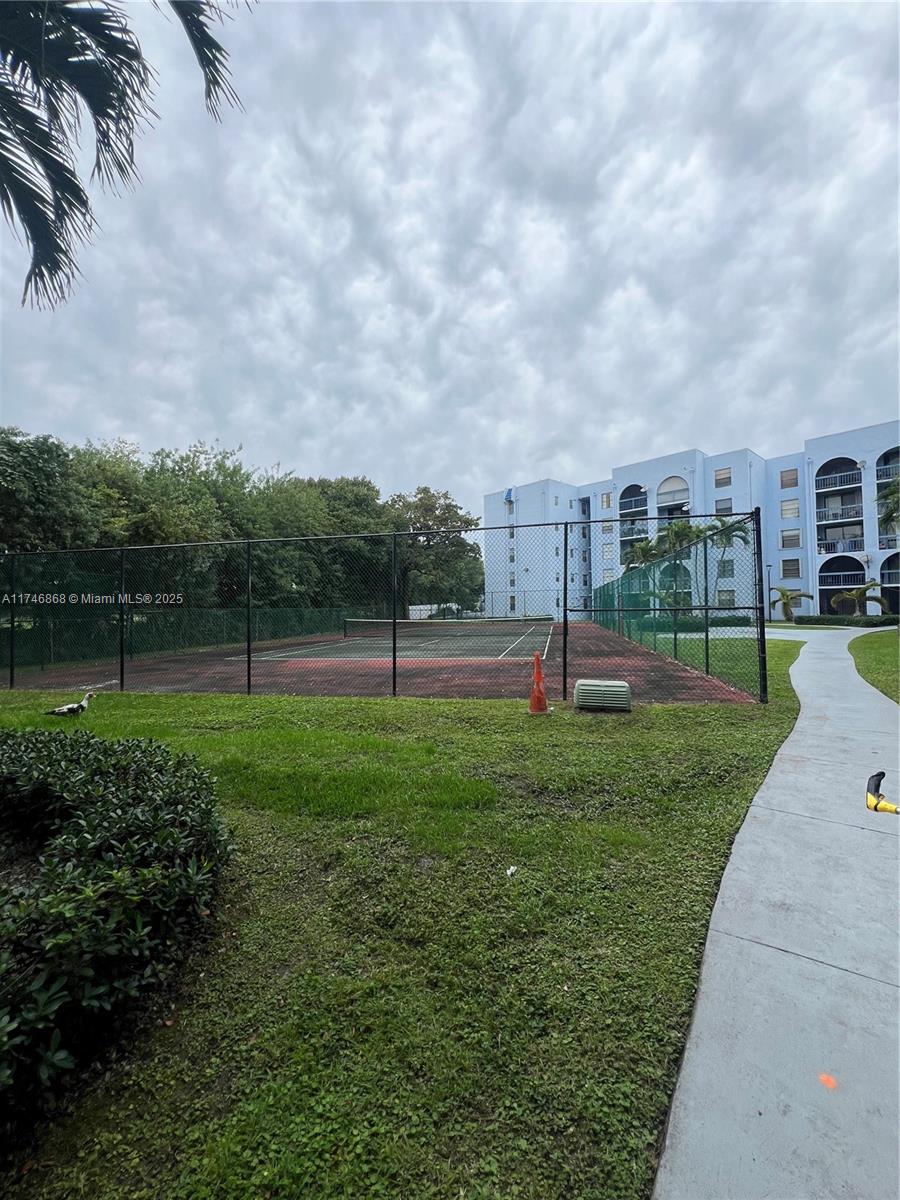 9440 Fontainebleau Blvd # 503