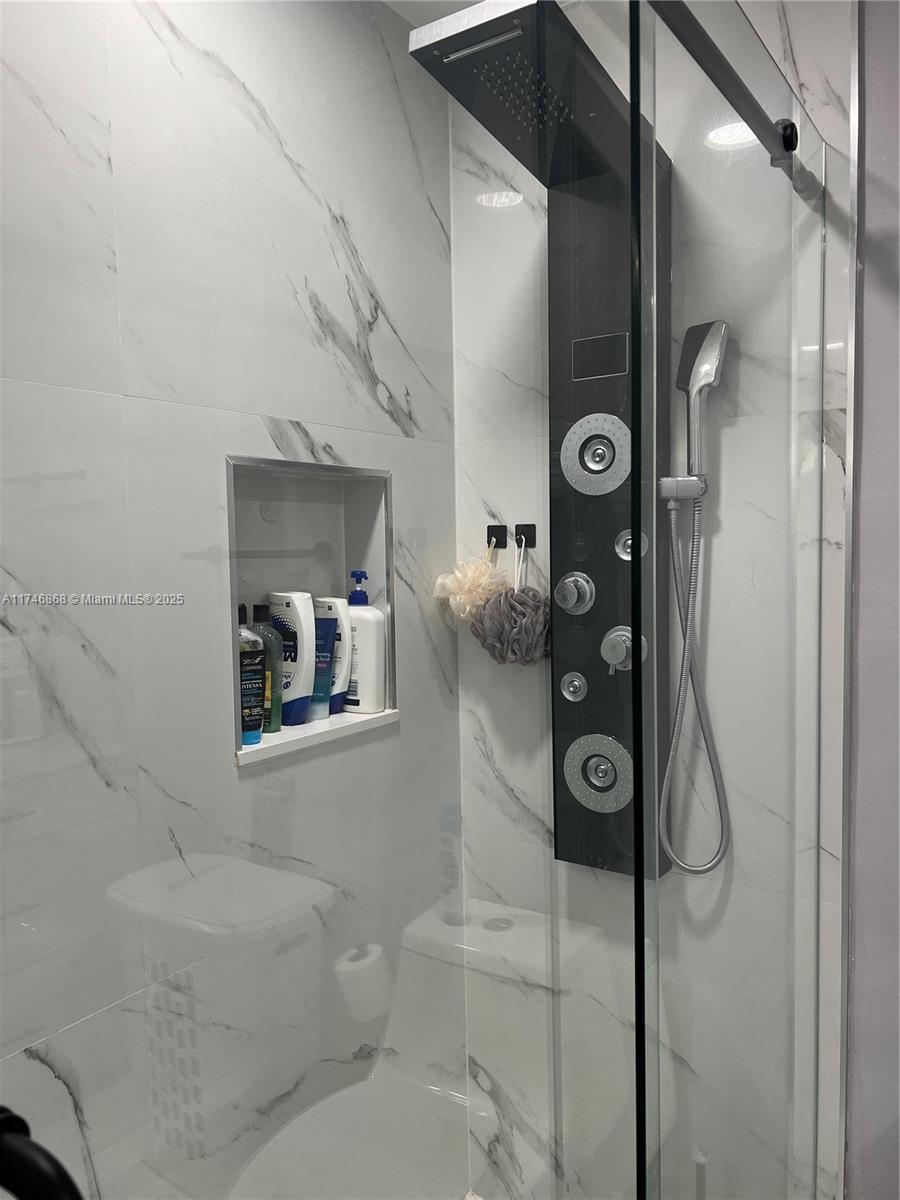 9440 Fontainebleau Blvd # 503