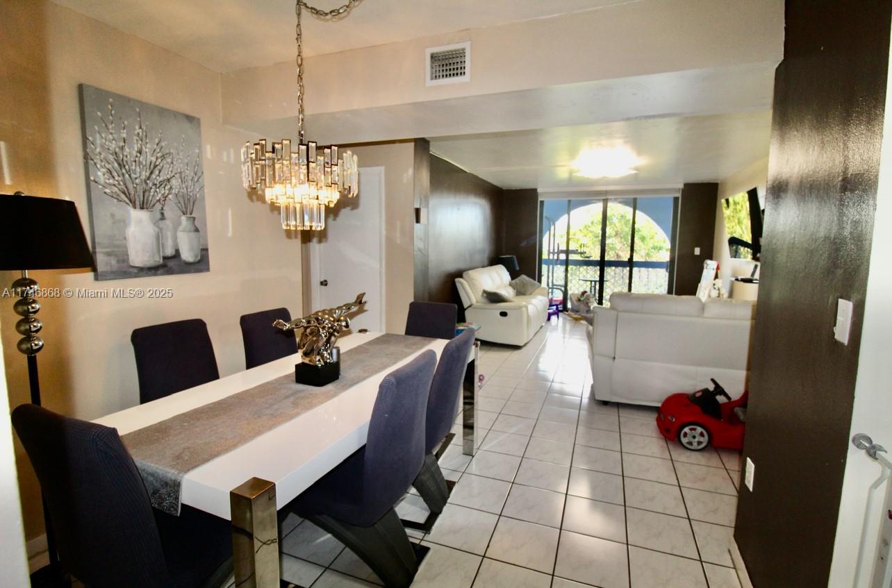 9440 Fontainebleau Blvd # 503