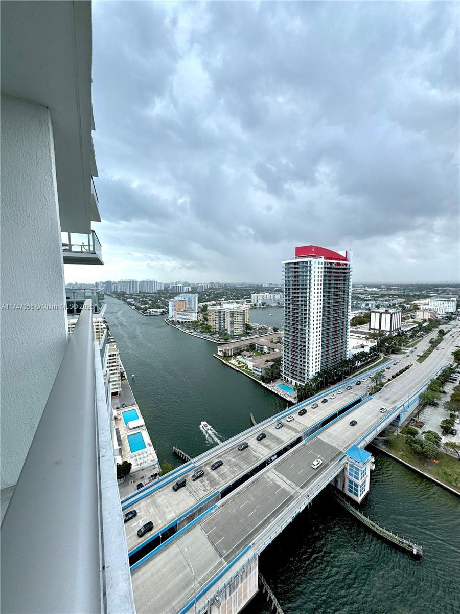 4010 S Ocean Dr # R2406