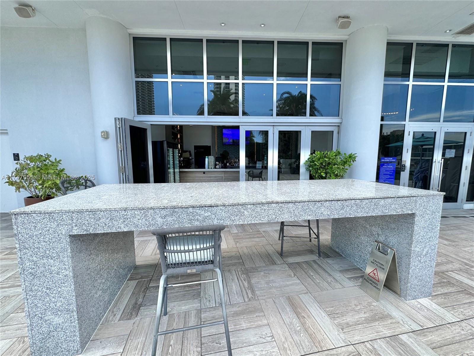 4010 S Ocean Dr # R2406