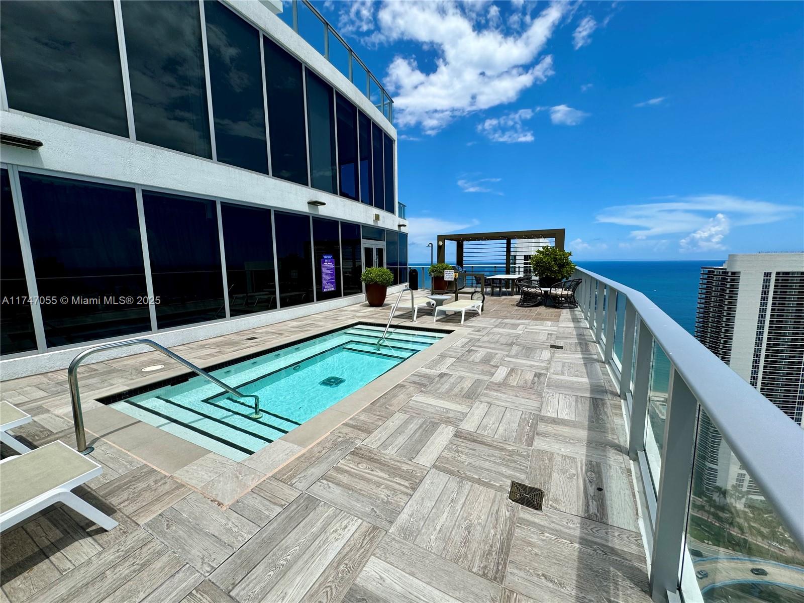 4010 S Ocean Dr # R2406
